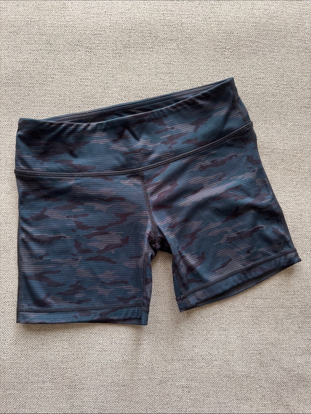 IAB High-Waist Camo Compression Bike Shorts - Teal/Black/Gray